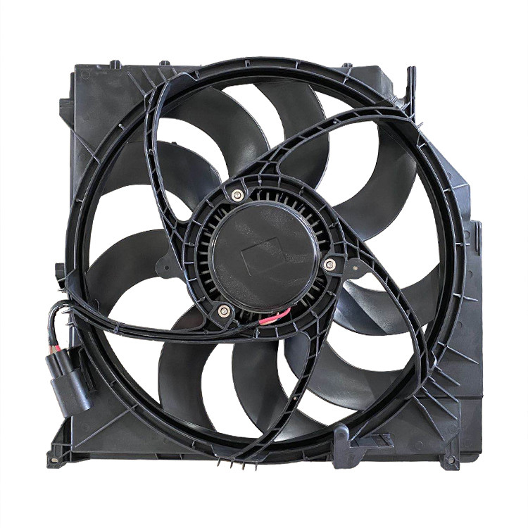 Động cơ quạt làm mát tản nhiệt 600W cho BMW X3 2004-2010 E83 17113442089 17113415181